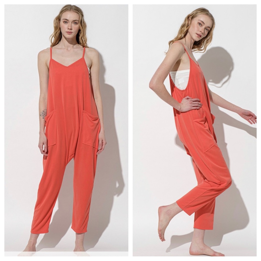 05 Boho V-Neck Sleeveless Solid Harem Jumpsuit